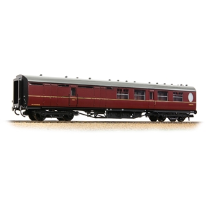 34-462 LNER Thompson Brake Second Corridor BR Maroon